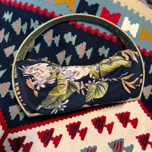 MIEN Hawaiian Hawaii
Hand Woven Purse Shoulder Bag